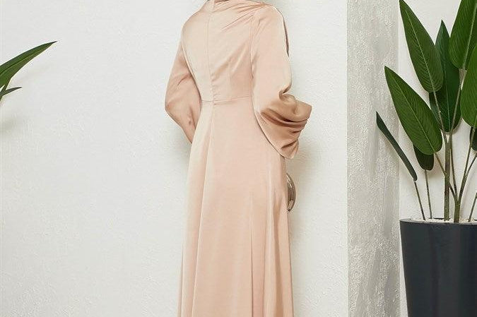 elyse satin dress ASTR The Label / Elyse Satin Maxi Dress / Medium